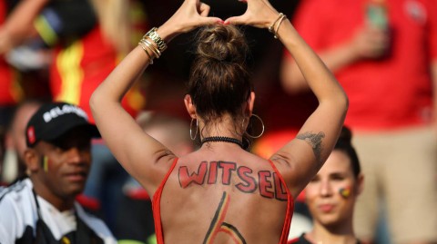 伊布告别战纳因戈兰世界波绝杀，比利时1-0瑞典小组第二晋级16强