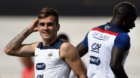 冰岛2-1逆转英格兰：欧洲杯史上最冷门的“手榴弹”战术教科书